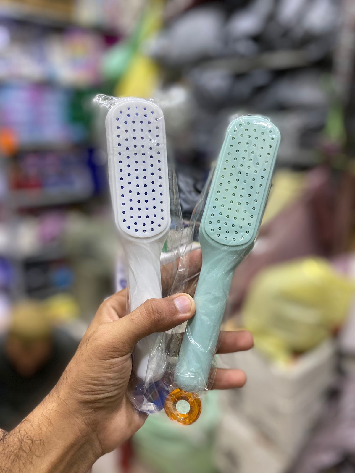Self-Cleaning Anti-Static Hair Brush
